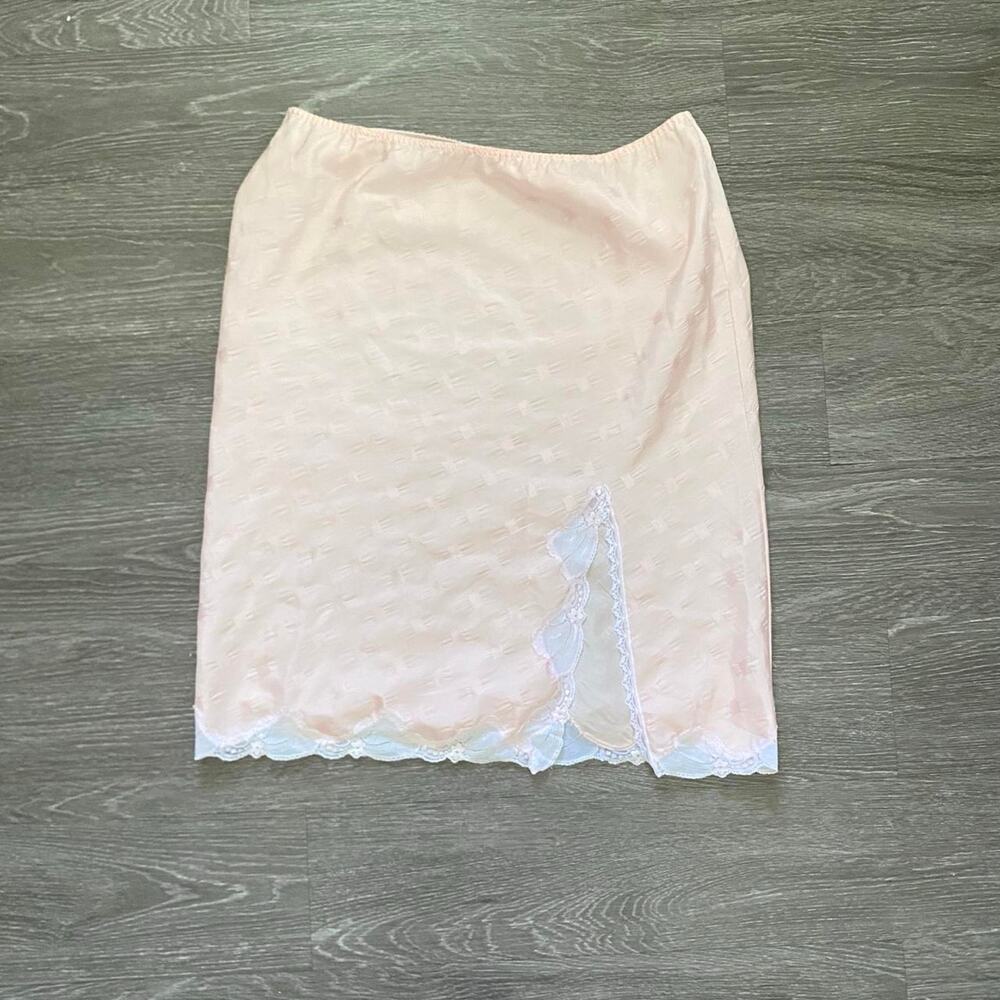 Vintage 1970s romantic traditions slip skirt